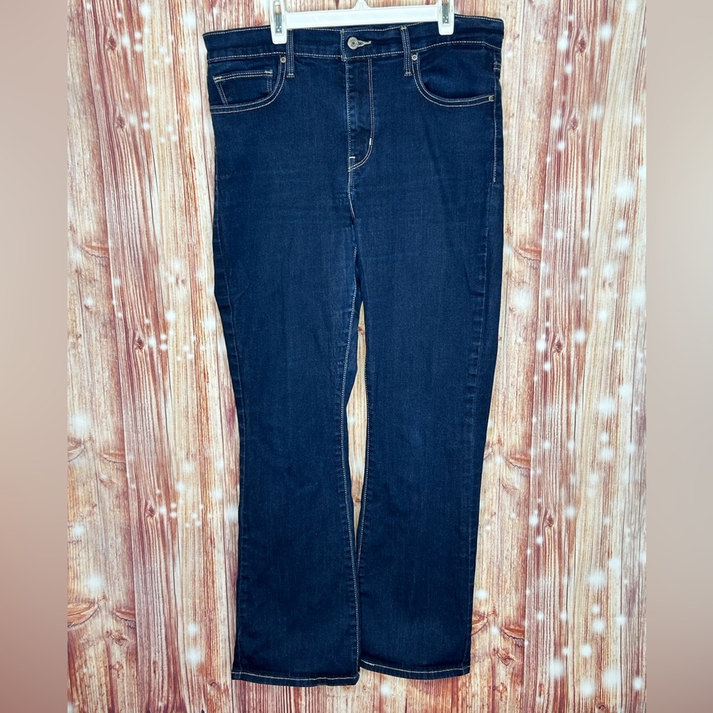 Levi’s Slimming Boot Blue Jeans Size 32 Dark Wash - Picture 2 of 6